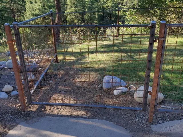Metal / Aluminum fence by AgriTek — installation example